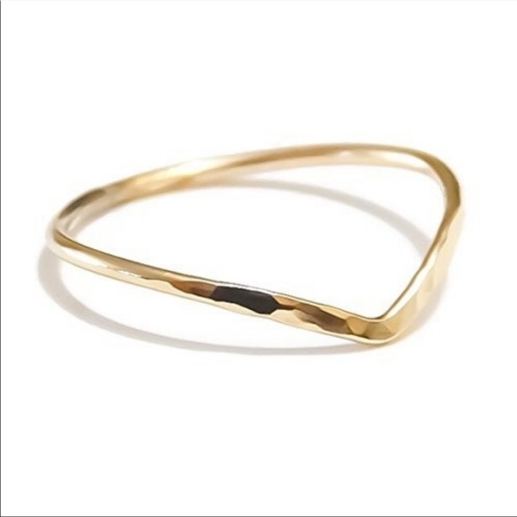 5 💫 Beautifully Handcrafted 14k Textured Chevron midi ring - Picture 3 of 3